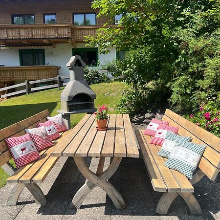 Ferienwohnung Steinbock Terrasse, Gartensauna, Garten, Grillplatz Stumm Luaran gambar